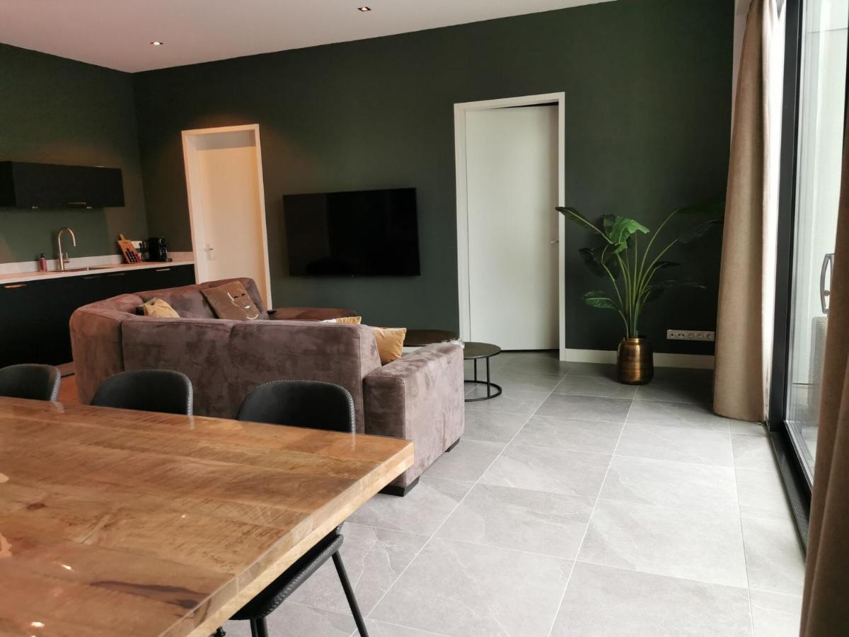 Swanky Villa In Zeewolde With Garden Exterior foto